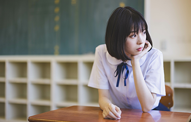 女子高生